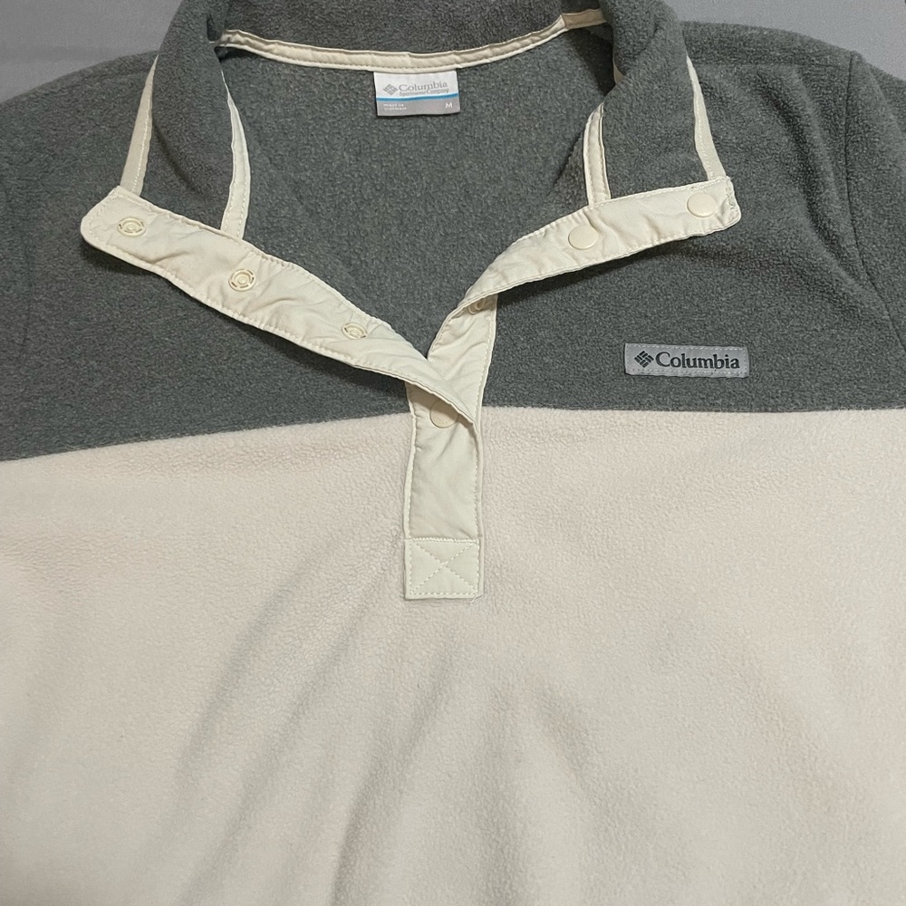 EUC ❄️Columbia Women's Gray and Cream Fleece Pullover❄️Size Medium - Picture 4 of 9
